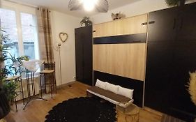 Agréable studio proche Paris et Porte de Versailles